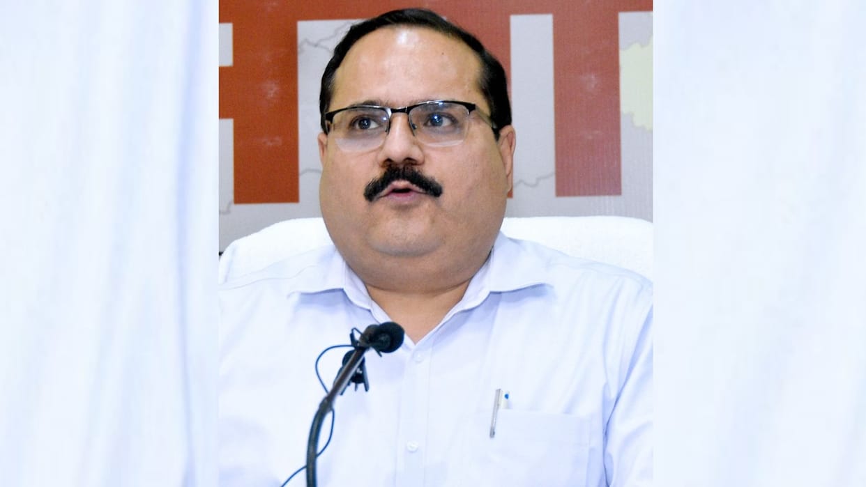 Employees engaged in elections will get one month additional salary
