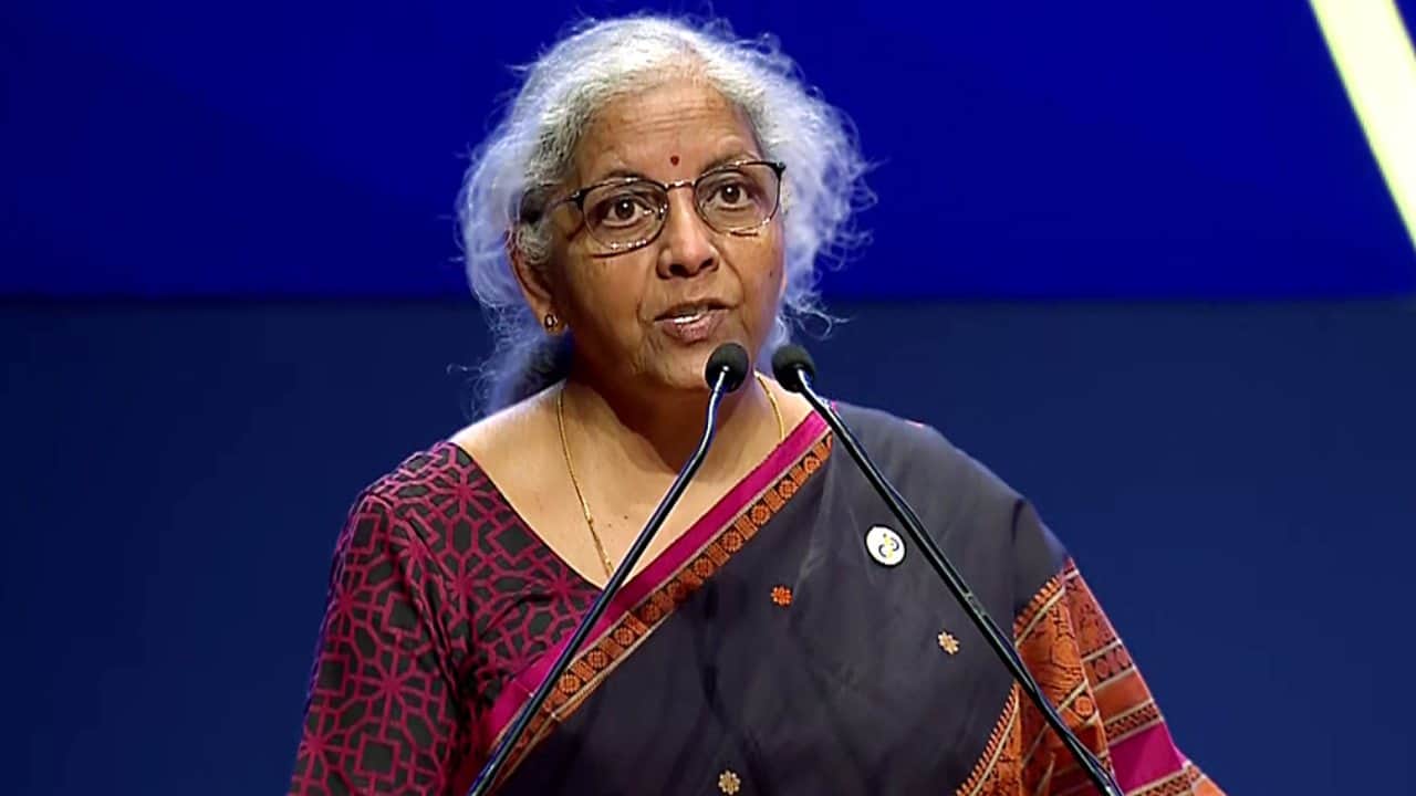 Union Budget 2024 Nirmala Sitharaman Education Achievement Political Career in Hindi