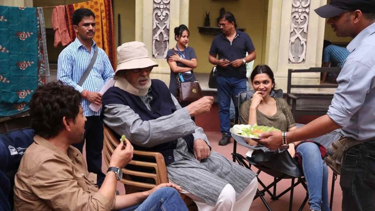 Piku to Re Release in Theaters Deepika Padukone Remembers Irrfan Khan