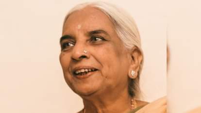 देश-विदेश को ठुमरी गायिकी से परिचित कराने वाली गिरिजा देवी।