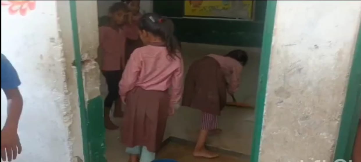 Video of girl students getting mopped in Meerapur Composite School goes viral