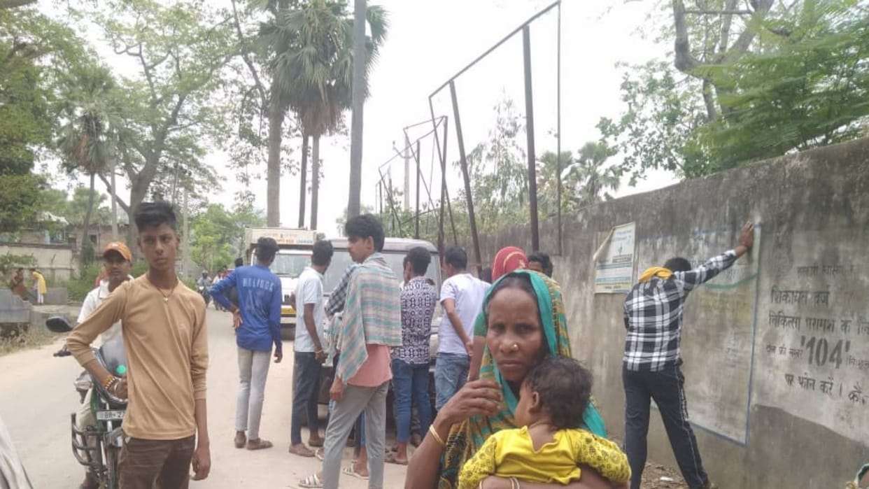 Bihar Crime youth was first beaten up and then burnt alive by sprinkling petrol In Nawada