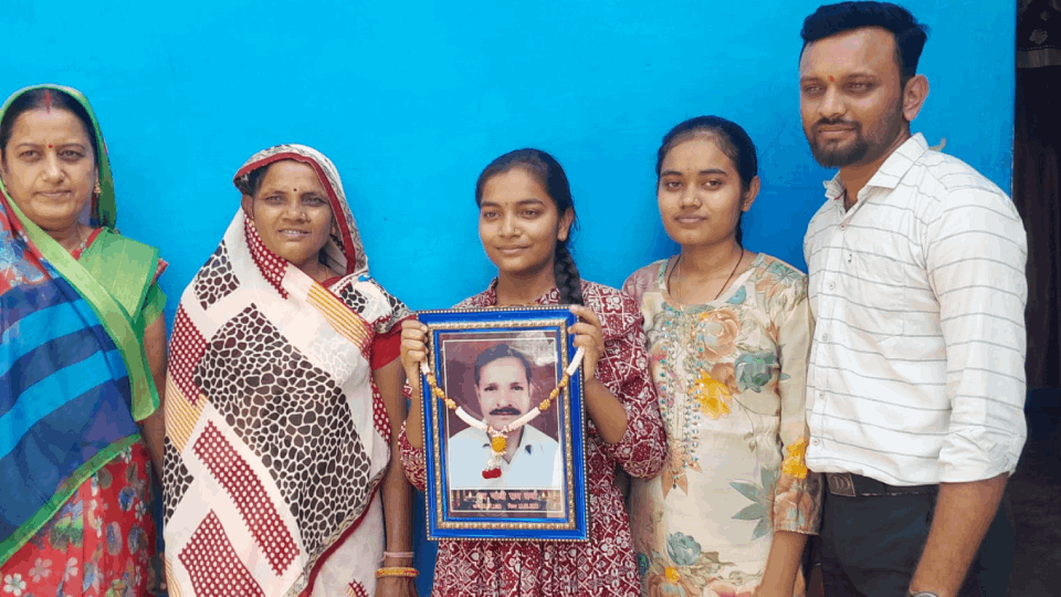 Durga 10th class student 8th rank and Bhavna  10th position in 12th class In Durg district