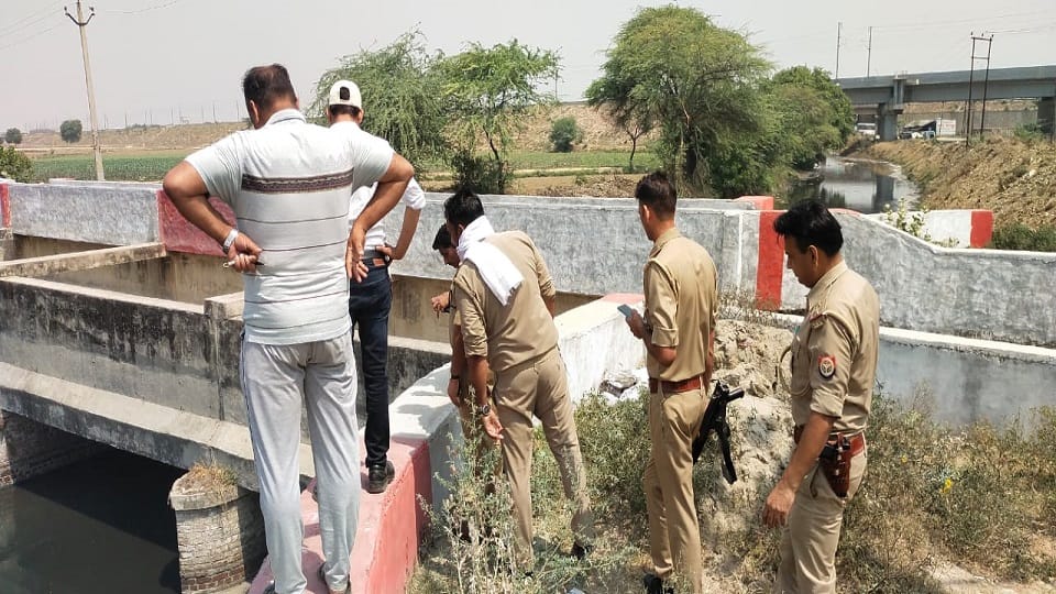 Woman body found in dirty drain