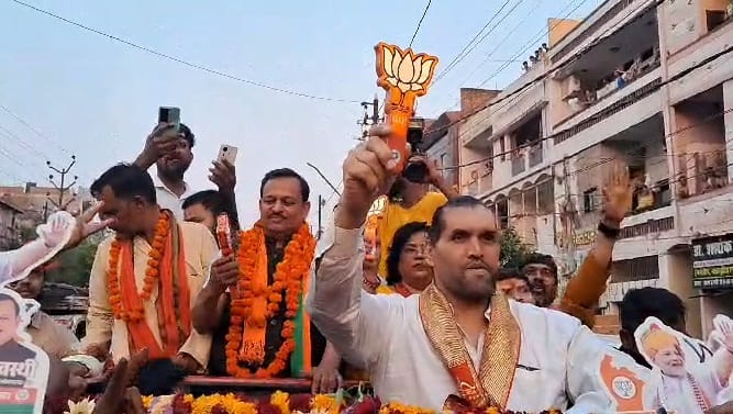 The Great Khali did a road show in Kanpur,  said changed the attitude of other countries towards India