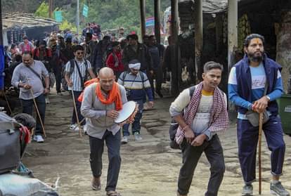 Kedarnath Dham doors opened devotees crowd gathered Chardham Yatra 2024 Watch Photos