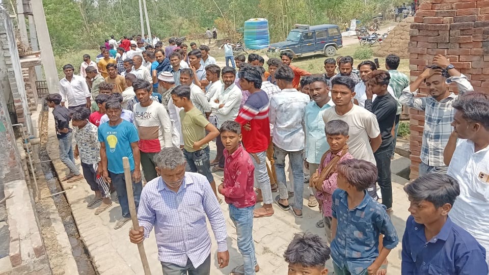 Moradabad: Four people injured in leopard attack, villagers chased them and locked them in house