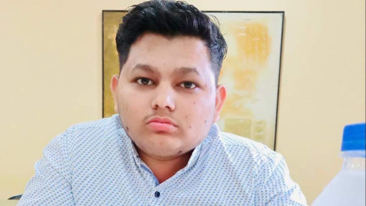 young man died on road accident in varanasi