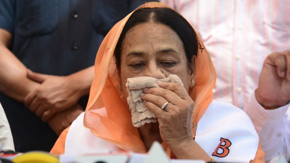 To avoid scorching heat leaders engaged in election campaign resorting to Many ideas is Punjab