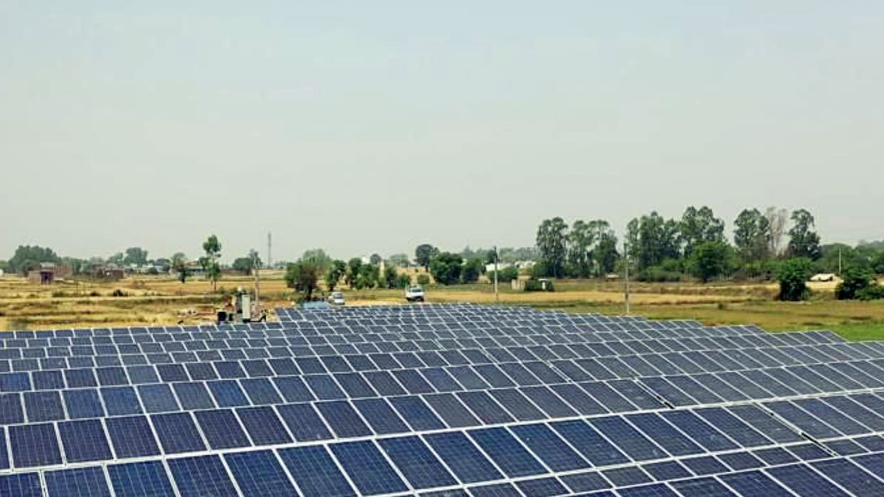 India overtakes Japan to reach third position in solar energy production