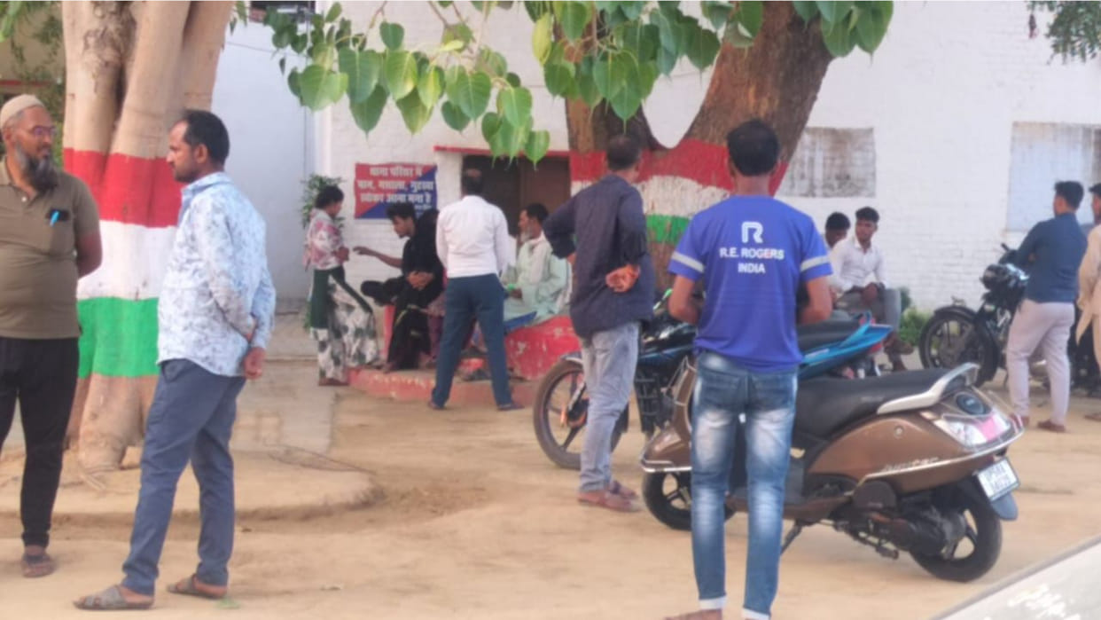 The wedding procession did not reach to take the bride, sticks cracked on both sides, twelve injured