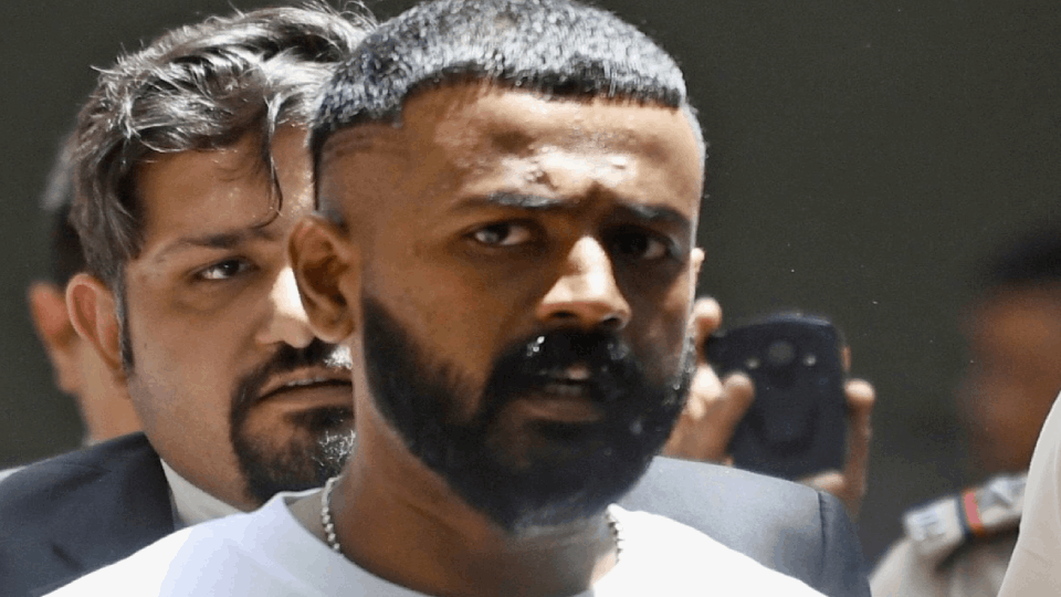 Accused Sukesh Chandrashekhar wrote a letter to Jacqueline Fernandez from jail