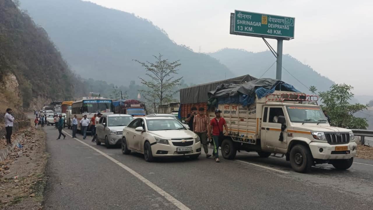 Uttarakhand Weather News rain Badrinath National Highway Sirohbagad read All Updates in hindi