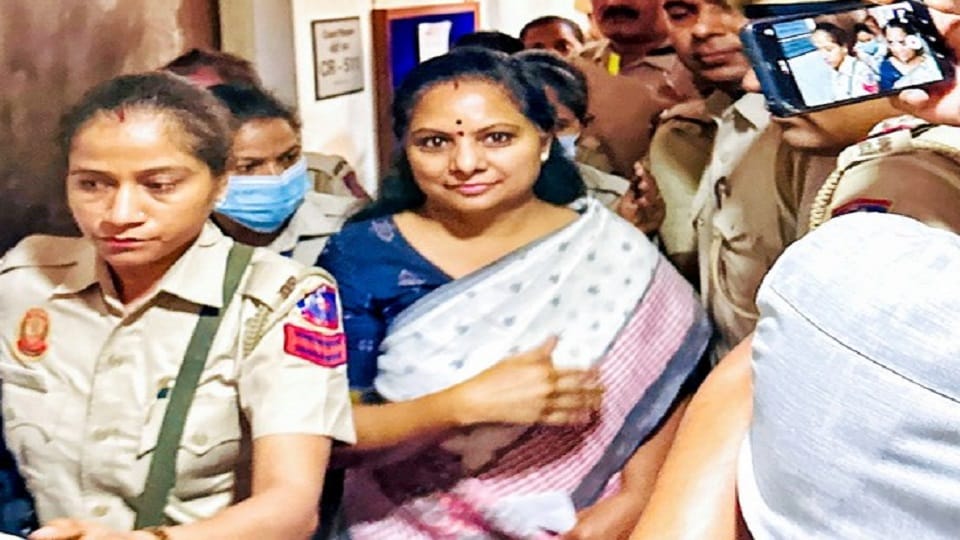 Delhi: BRS leader K kavitha reached High Court for bail. poem, hearing today