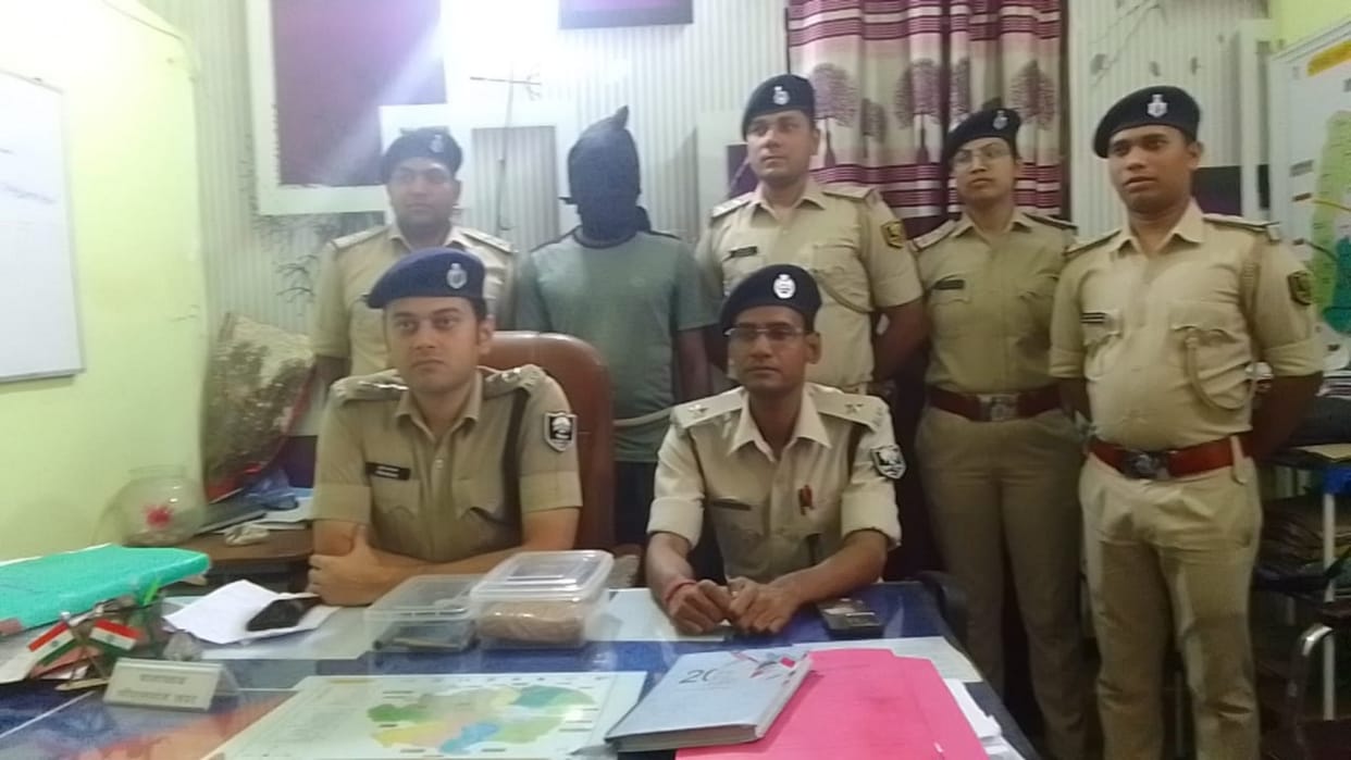 Bihar Crime: Naxalite connection of accused who murdered Mukhiya in Gopalganj, police arrested