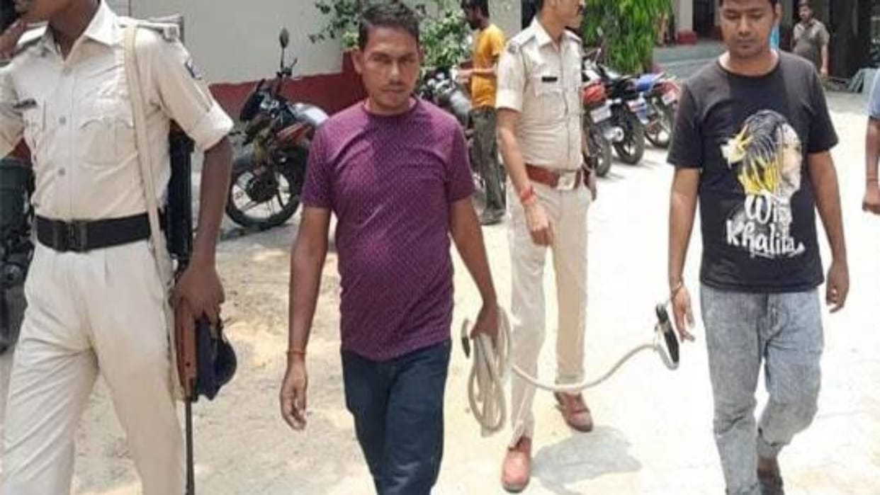 Surat police Says Men who threatened Hindu leaders were in touch with Pakistan-based handler