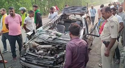 Bihar News : भीषण सड़क हादसे में तीन युवकों की मौत; कार से घर लौट रहे थे तीनों, एनएच पर ऐसा हुआ Bihar News: Three youths died in a road accident in Navgachia, Bhagalpur; Car-truck collision; hotel