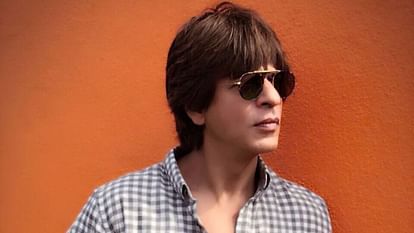 Bollywood Stars Who Fought at Public Places Nora Fatehi Salman Khan Esha Deol Shahrukh Khan