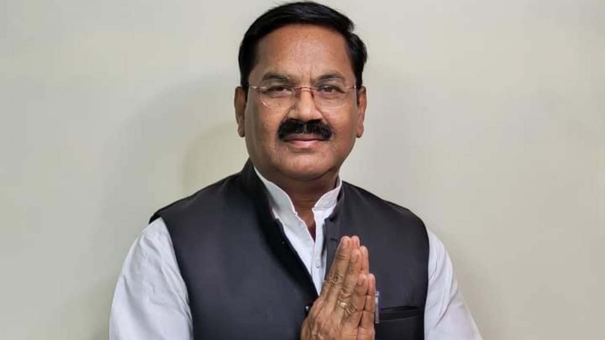 Case filed against SP candidate for violating code of conduct in Shahjahanpur