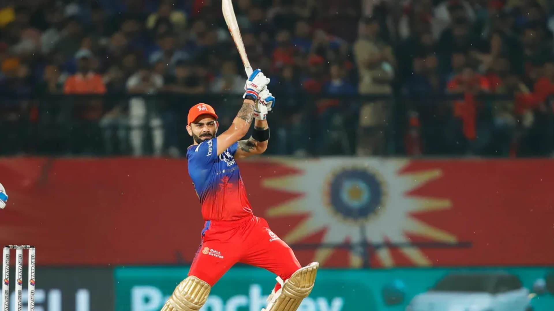 IPL 2024 : RCB batter smash many records in IPL Kohli the second batter to score 700 runs in two IPL season