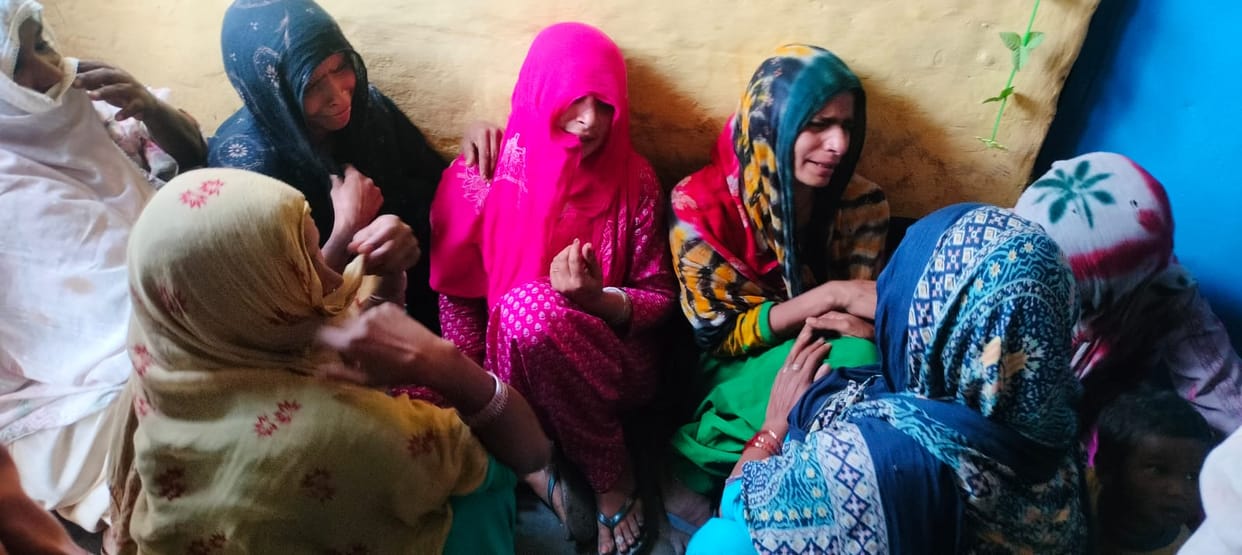Two children were crushed to death on brick kiln in Baghpat and mourning in family