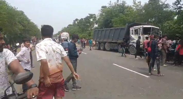 Bihar News: Road accident in Khagaria, 10 passengers injured; Truck hits bus coming from Purnia