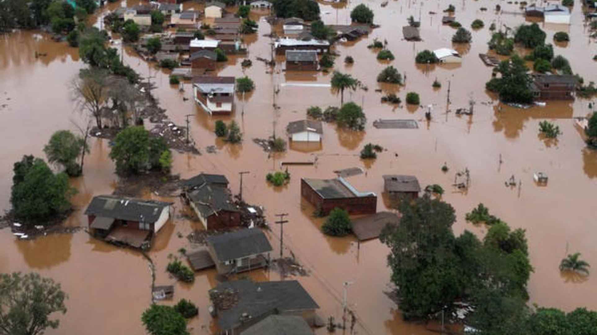 Brazil Floods: Over 120 Dead And Millions Affected As Fresh Rains Hit Flood-ravaged Brazil - Amar Ujala Hindi News Live - Brazil Floods:ब्राजील में भारी बारिश के बाद बाढ़ ने मचाया कहर,