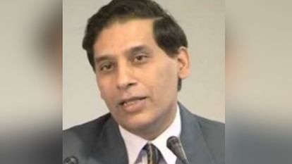 Certificates of Class IV employees appointed without interview in three years will be checked, instructions i