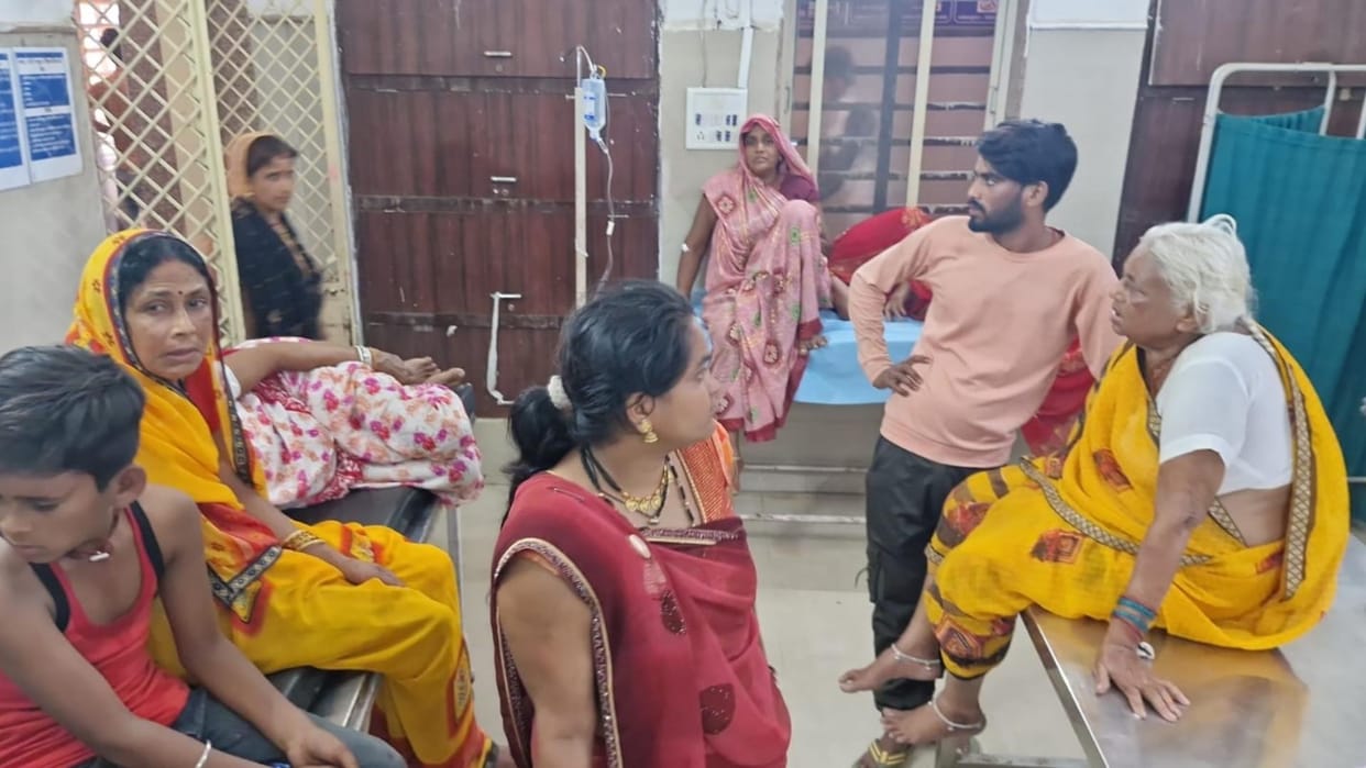 Bees attacked during Bhandara in the temple in Damoh