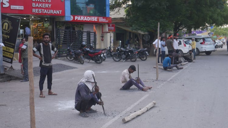 Varanasi: गृहमंत्री-सीएम ने संभाली PM के रोड शो की जिम्मेदारी, पीएम के जाने का रूट तय, आने पर आज होगा फैसला
