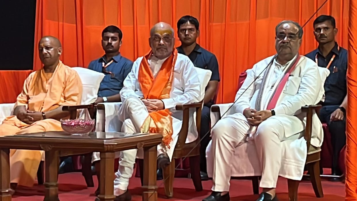 Amit Shah Yogi Aditya nath in varanasi for prime minister narendra modi road show