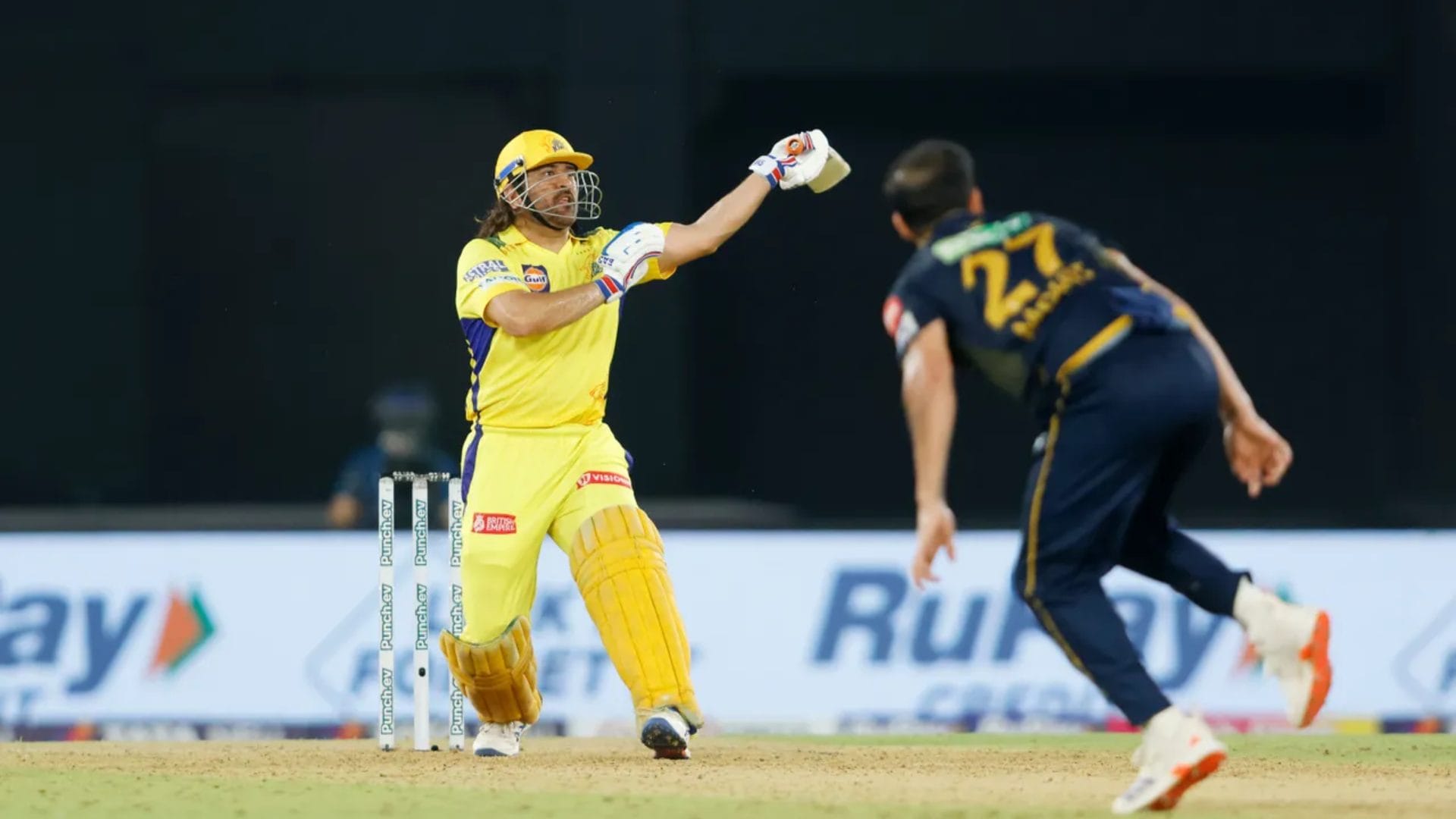 IPL 2025: Dhoni gift to fans on Diwali, oldest uncapped player to be retained; social media reactions