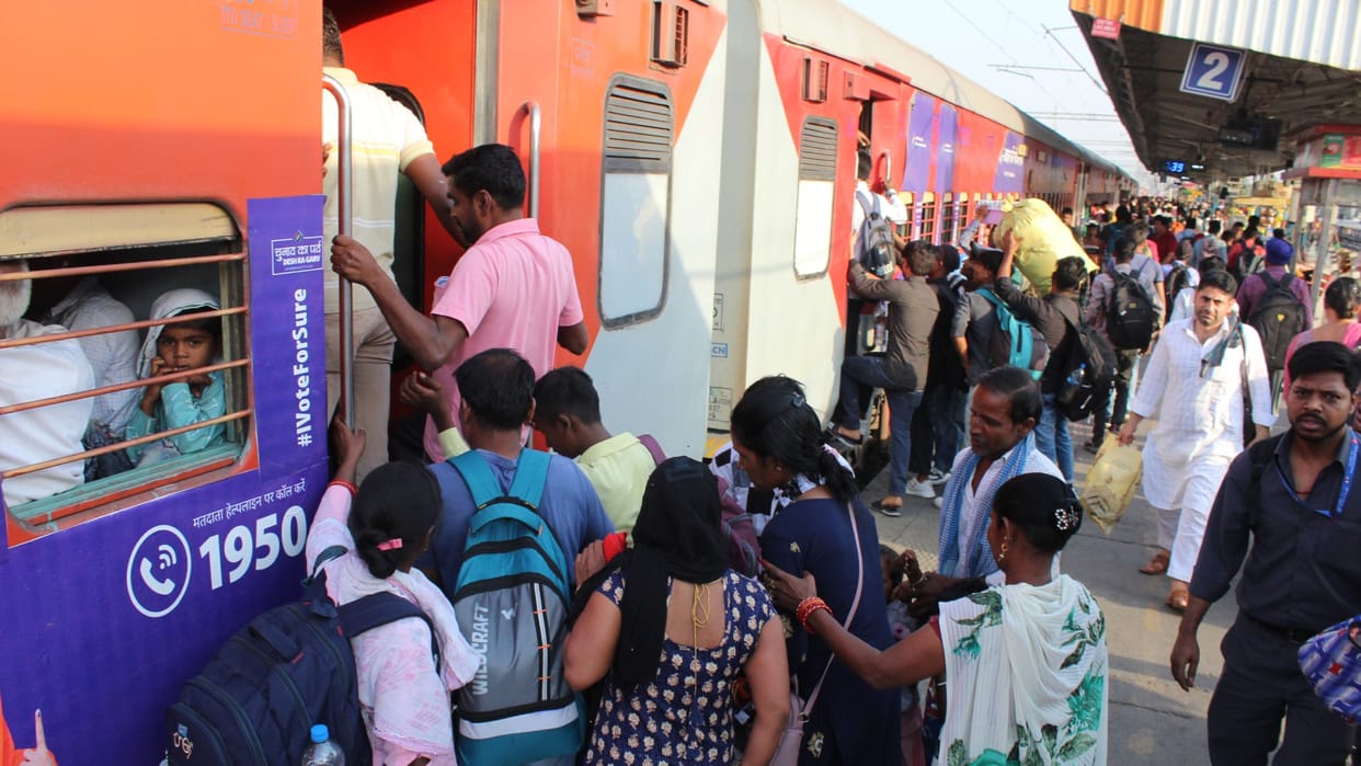 trains route diverted due to farmers movement in Punjab