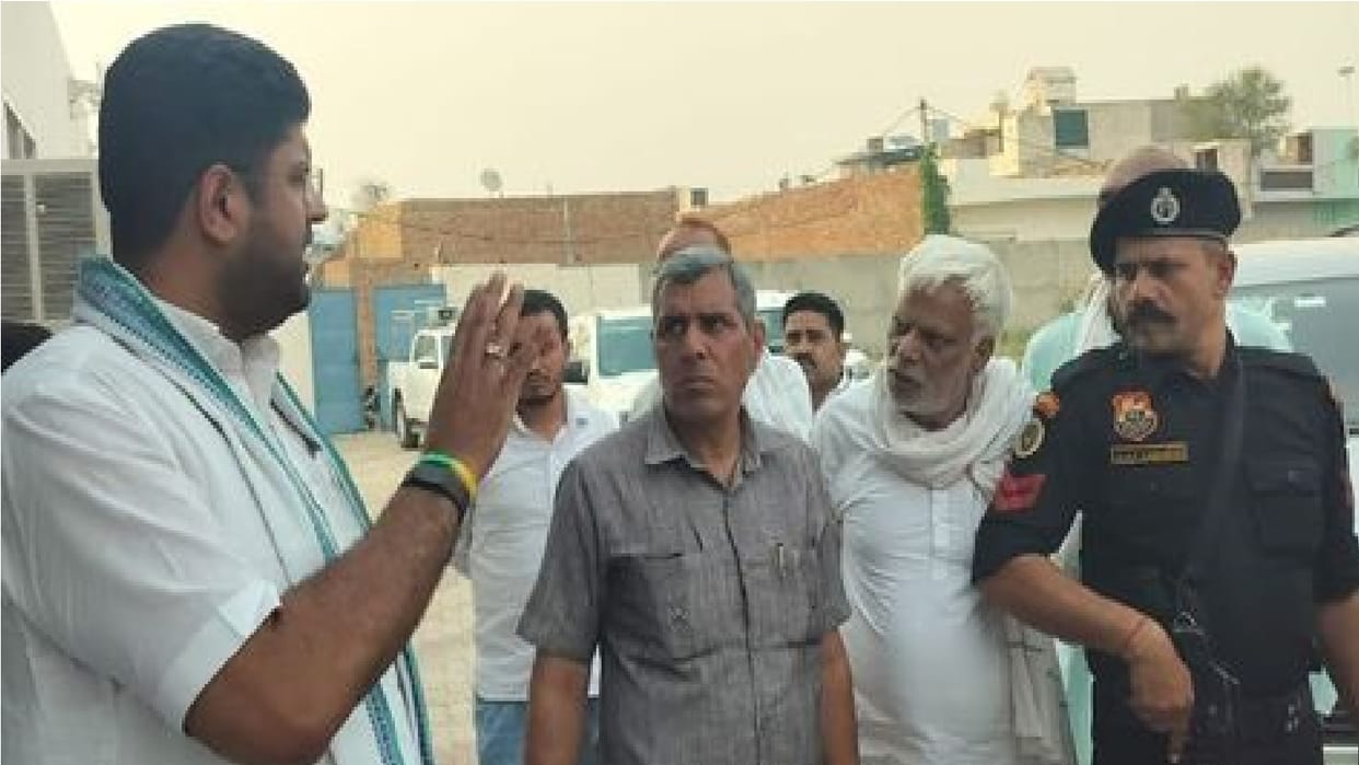 Chautala family concern increased due to attack in Garh, former Dushyant chautala is MLA from Uchana