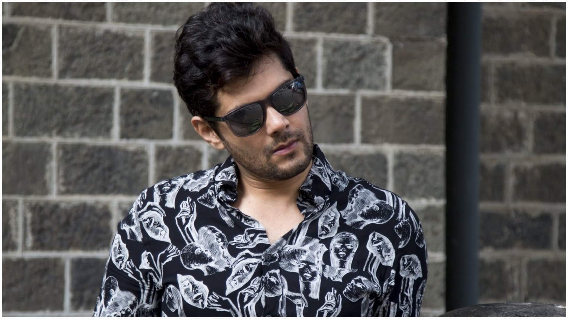 Kyunki Saas Bhi Kabhi Bahu Thi Serial Cast Where Are They Now Smriti Irani Amar Upadhyay Ronit Roy