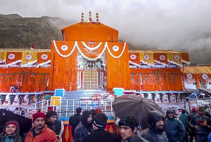 Chardham Yatra 2024 Badrinath Dham Doors open today For Pilgrims Uttarakhand All Update In Hindi