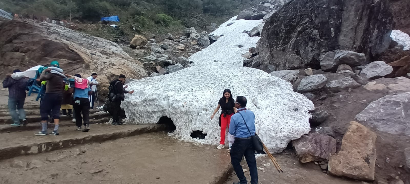 Chardham Yatra 2024 Run 24 hours on Gaurikund Kedarnath pedestrian route to Go Kedarnath