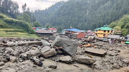 Debris with water reached the market in Multhan can create havoc again in rainy season