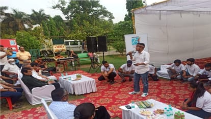 Message of voting given to society through walkathon in Rohtak, importance of voting explained through drama