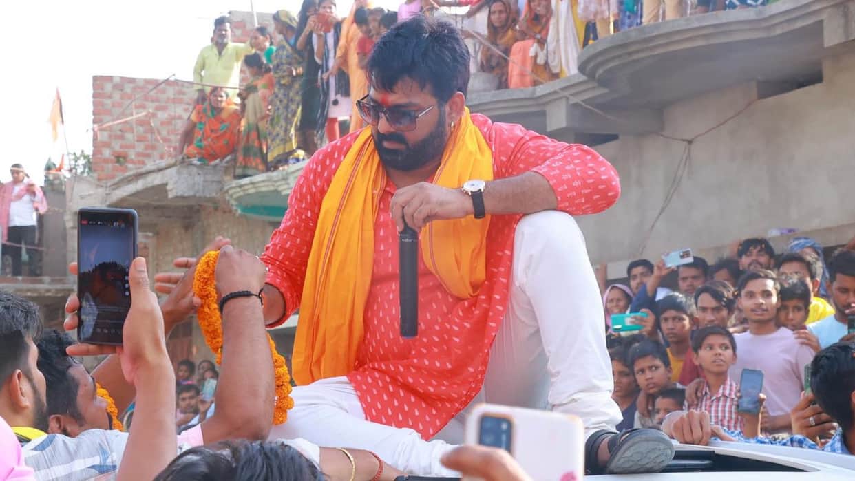 Bhojpuri star pawan singh files nomination from bihar karakat Pawan Singh net worth