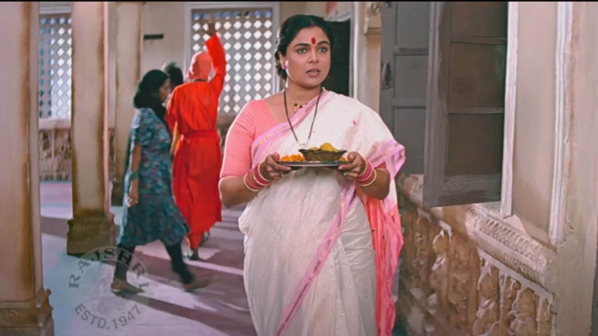 Reema Lagoo Death Anniversary: Know About Famous Actress Career Life Movies and Life Story