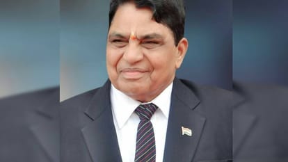 स्वास्थ्य मंत्री कर्नल डॉ. धनीराम शांडिल।