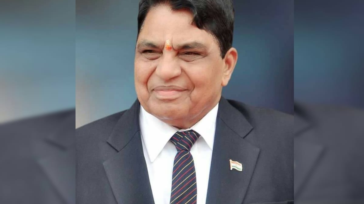 स्वास्थ्य मंत्री कर्नल डॉ. धनीराम शांडिल।