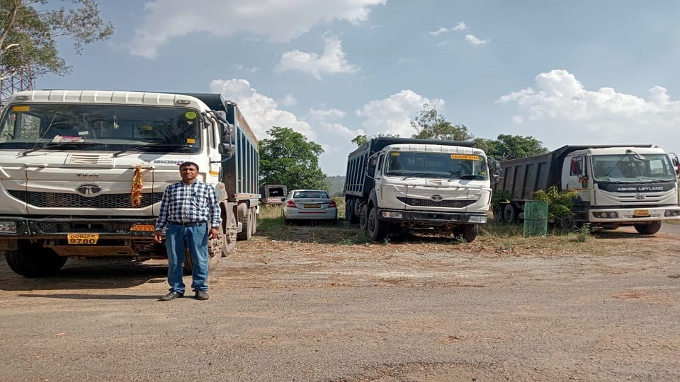 case registered against 16 vehicles illegally transporting minor minerals in Jagdalpur