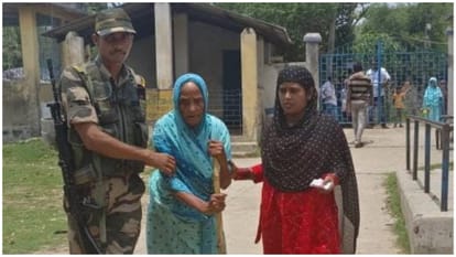 Lok Sabha Elections: Human face of BSF, security company coming forward to help the elderly and disabled