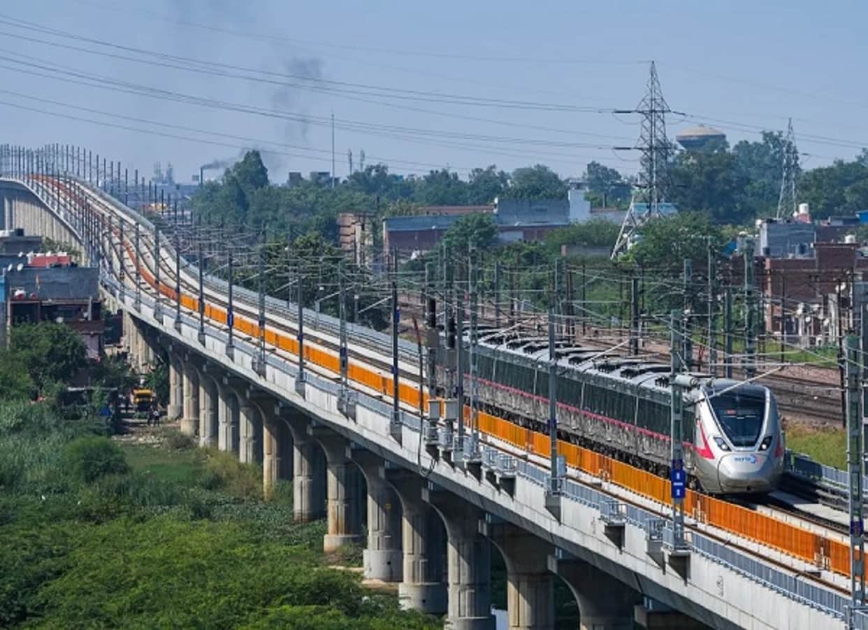 One India One Ticket Book Delhi Metro And Namo Bharat QR Tickets On Single Platform Know Details