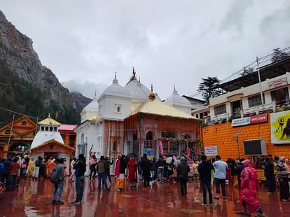 Chardham Yatra 1.45 lakh devotees reached Gangotri and Yamunotri Dham in 22 days Uttarakhand News