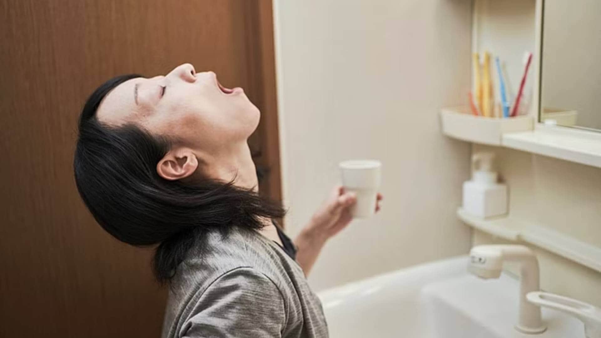 Sore throat and pain may increase due to increasing pollution follow home remedies