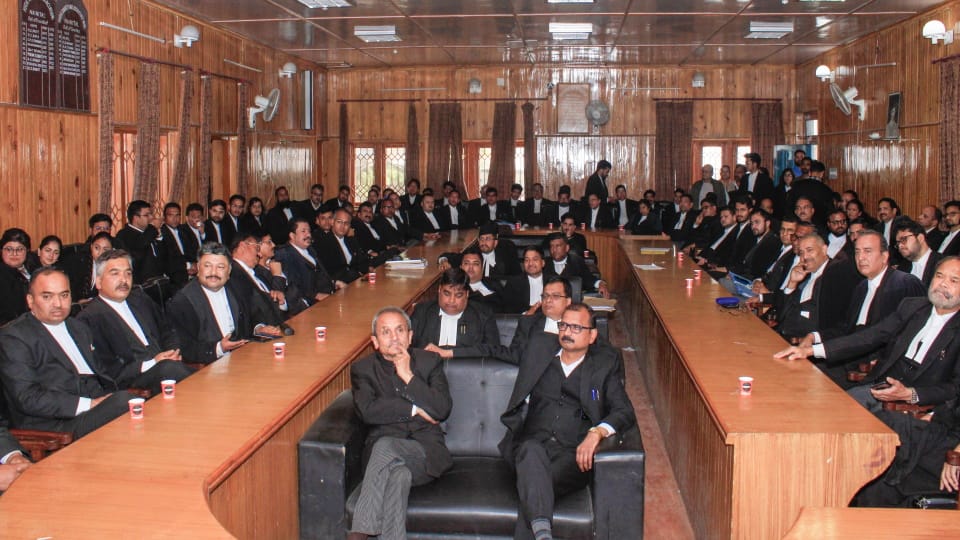 Uttarakhand High Court Bar Association will go to Supreme Court against shifting of High Court From Nainital
