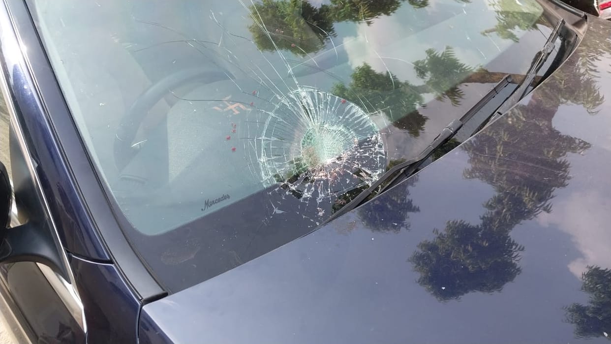 Meerut: Deadly attack on CO's son on the highway, car vandalized, police engaged in investigation